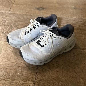 On CloudGo Running Shoes